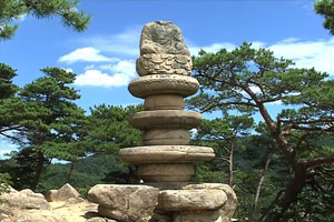 경주 남산 용장사곡 석조여래좌상