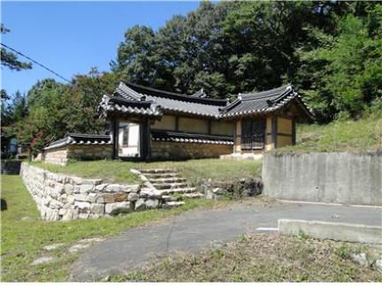 경주 두산서당(전경)
