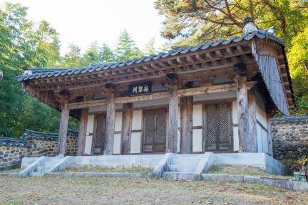 경주 두산서당_사당 (촬영년도 : 2015년)