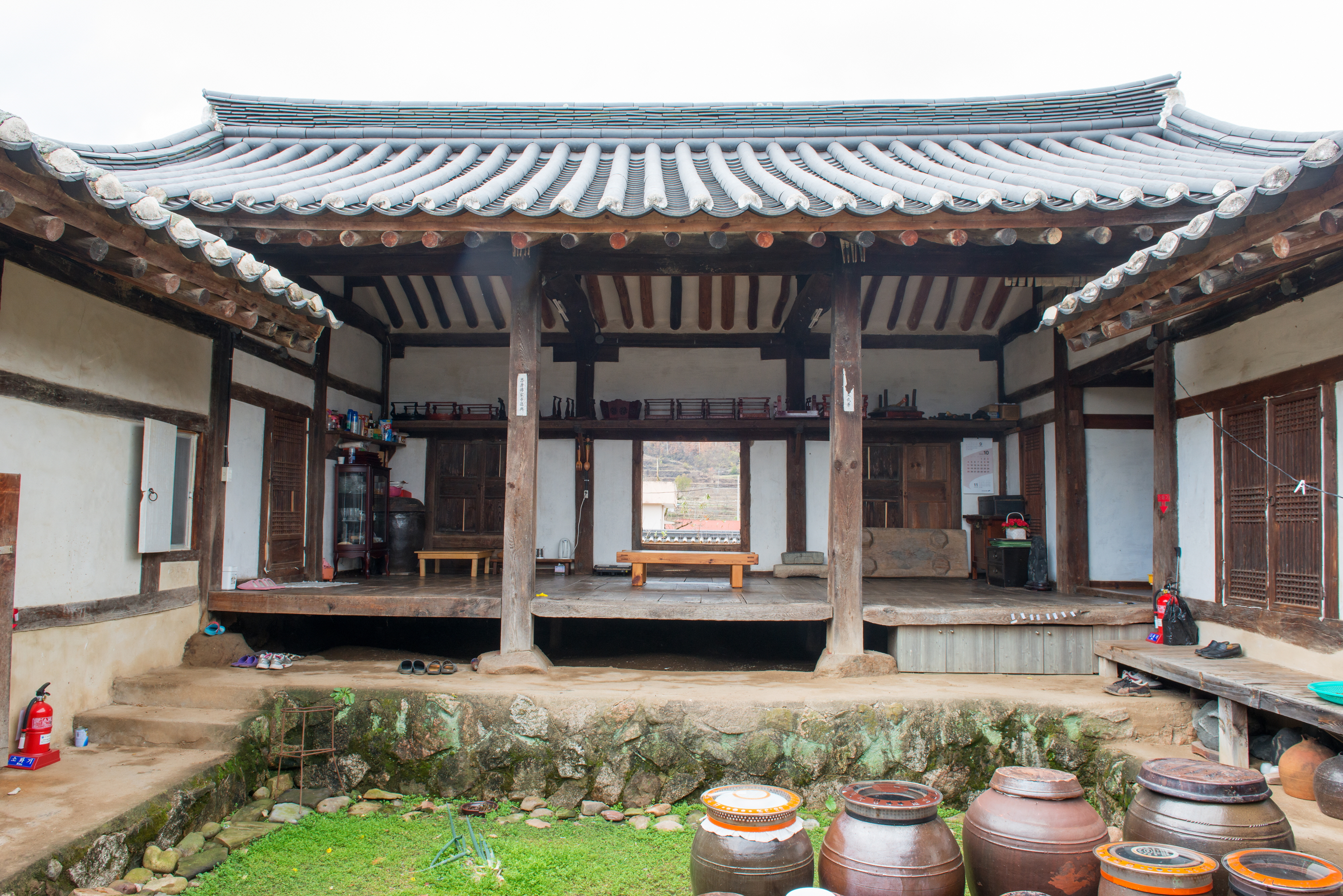 국가유산이미지 | 이우당종택_안채 (촬영년도 : 2015년) 이우당종택_안채 (촬영년도 : 2015년)