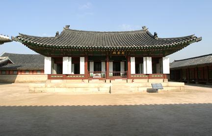 만춘전