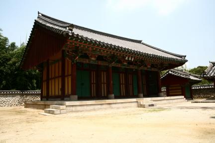 숭덕전