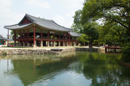 광한루 전면 연지