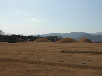 경주동부사적지대내발굴조사후정비된건물지