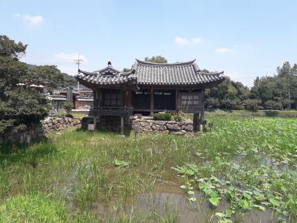 경주 서출지 이요당 (고도보존육성과, 2019)