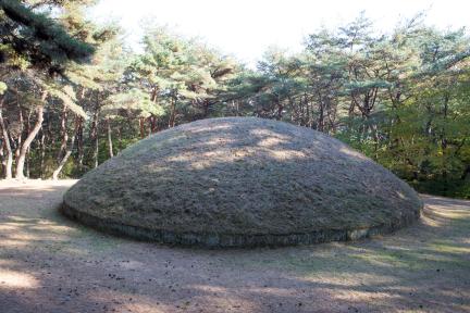 경주 정강왕릉 (촬영년도 : 2015년)