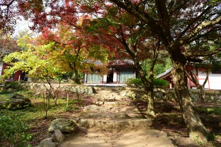 경주 남산 일원_옥련암 (촬영년도 : 2015년)