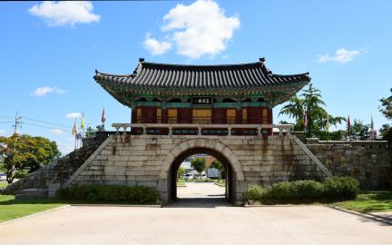 강화산성_남문 안파루 전경 (촬영년도 : 2015년)
