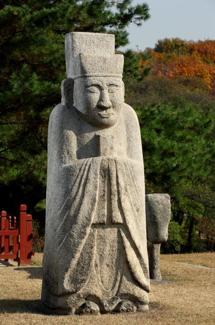서울 선릉과 정릉_선릉(성종대왕릉) 동측문석인_미술_2005년(출처 : 국립문화재연구소)