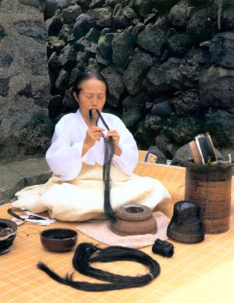 말총물에적셔길이고르게맞추기