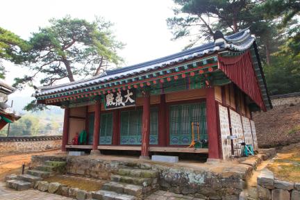 아산향교_대성전2 (촬영년도 : 2015년)