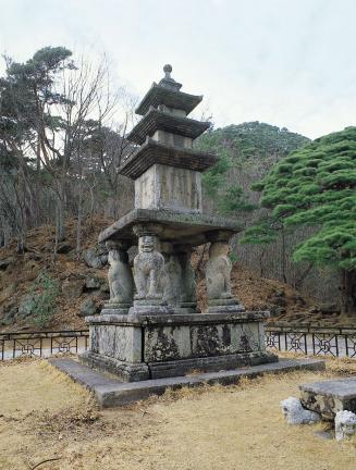 구례 화엄사 사사자 삼층석탑