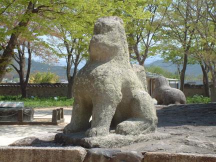 경주 분황사 모전석탑_사자상 2_건축_2007년(출처 : 국립문화재연구소)