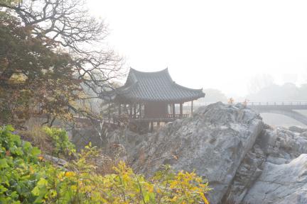 함양 화림동 거연정 일원_안개낀 거연정1 (촬영년도 : 2015년)