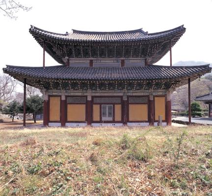 무량사 극락전 배면