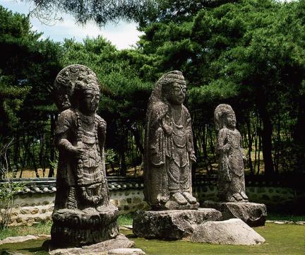 경주배리석불입상