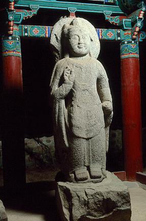 경주배리석불입상