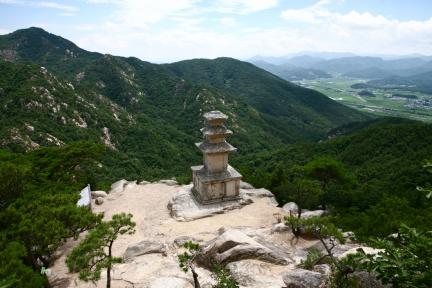 경주남산용장사곡삼층석탑