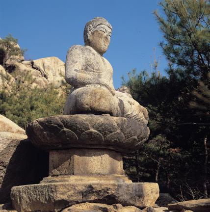 석조여래좌상 불신과 대좌 전체 (우측면 향)