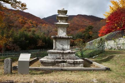 구례 연곡사 삼층석탑