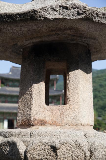 김제 금산사 석등_기단부 (촬영년도 : 2015년)