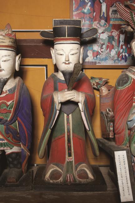 보물_진주 청곡사 목조지장보살삼존상 및 시왕상 일괄_판관상(우)-01_문화재대관(보물-불교조각2)